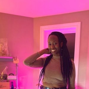 Meet your Posher, Carole